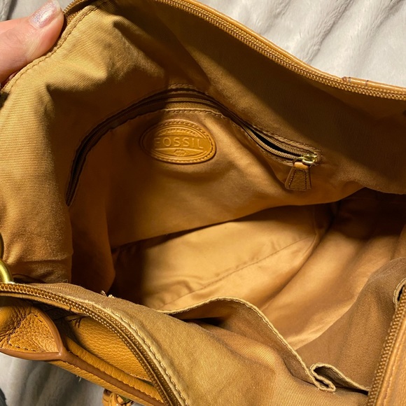 Fossil Karli large hobo saddle crossbody / shoulder  purse - Picture 4 of 7